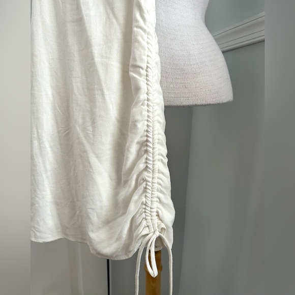 🌷🤍 NWT WHITE LINEN CROSSED STRAP DRESS SIZE XS-S FULLY LINED 🤍🌷 - Picture 5 of 9